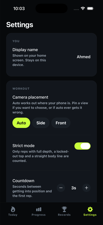 Settings screen with workout, feedback, reminder and data controls.